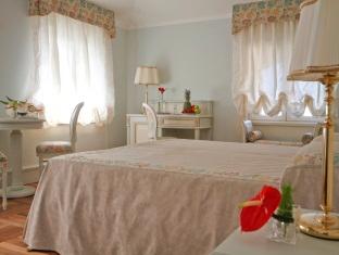 ホテル ドゥ パリ サンレモ 写真