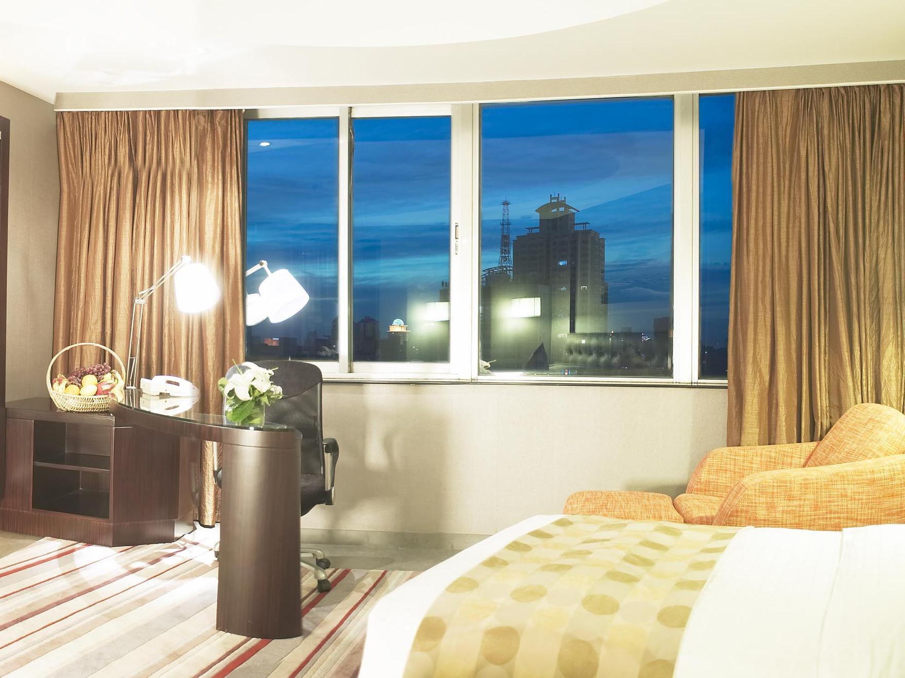 ルクセモン シンジャン ホンフー ホテル 写真