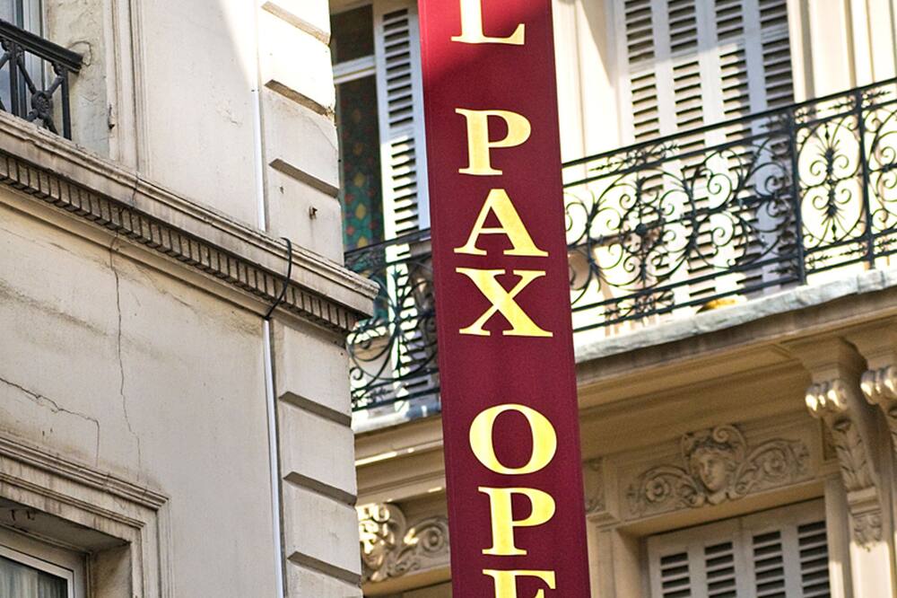 パックス オペラ ホテル 写真