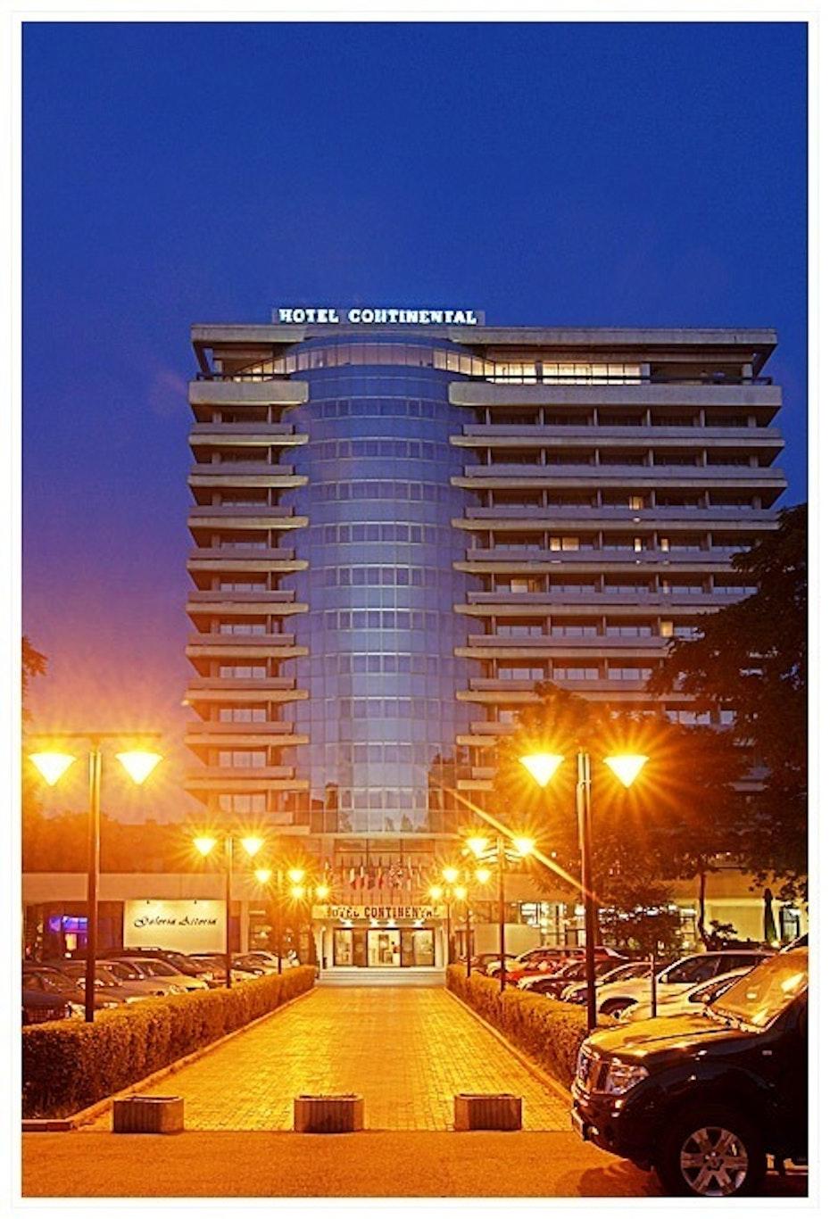 Continental Forum Arad 写真