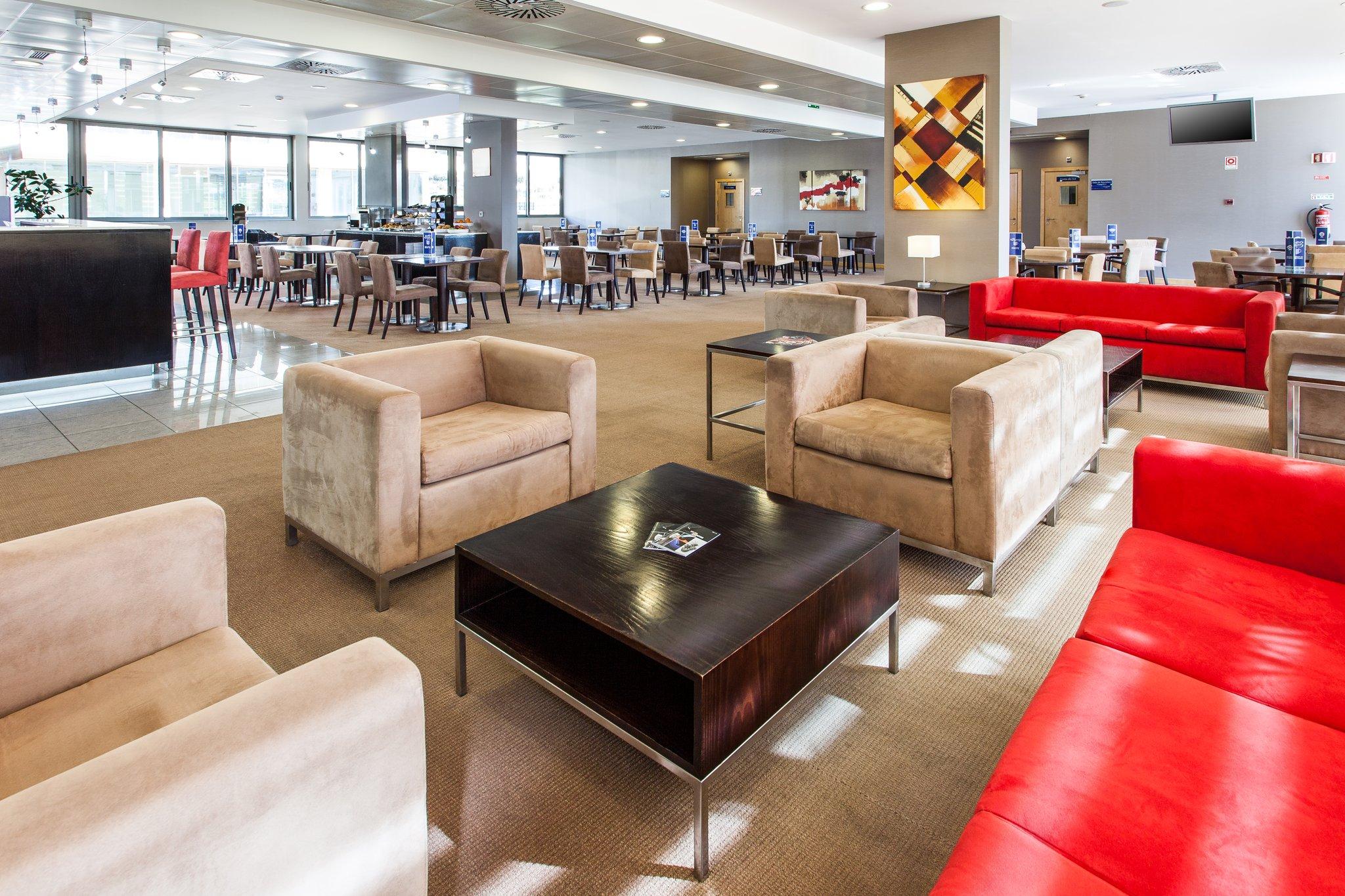 Holiday Inn Express Lisbon-Oeiras By IHG 写真