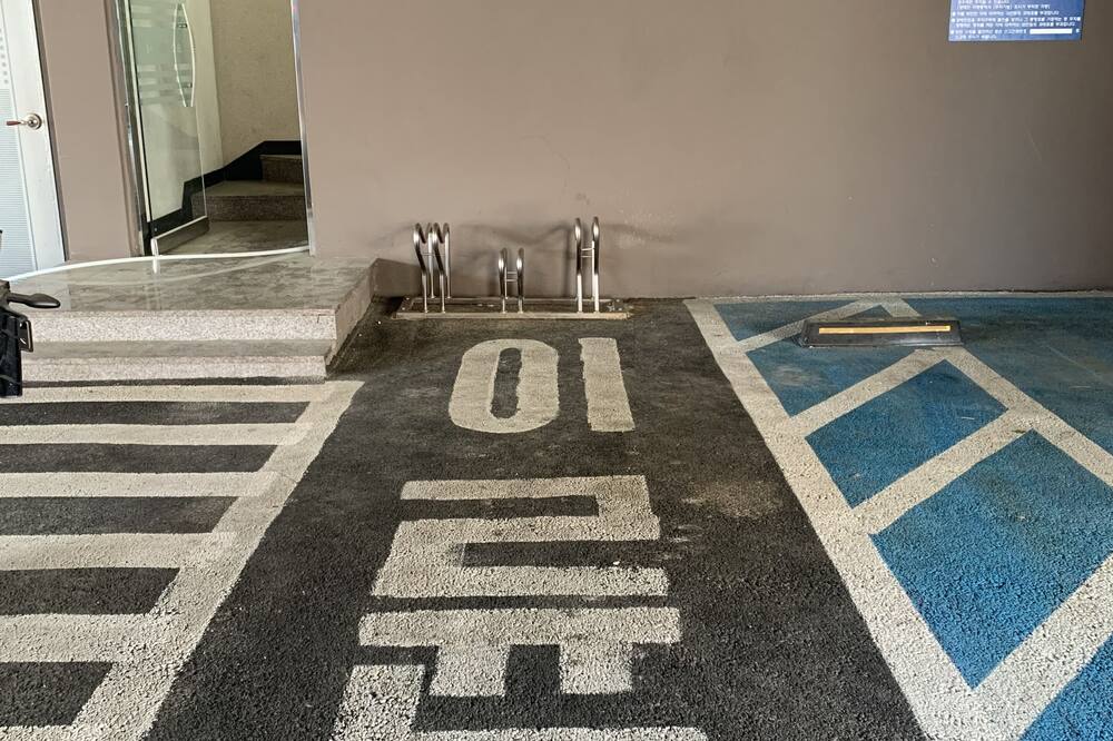 アイ - チェック ホテル 写真