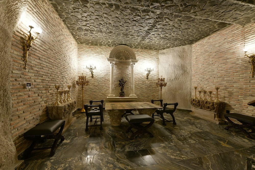 サクレッド マンション 写真