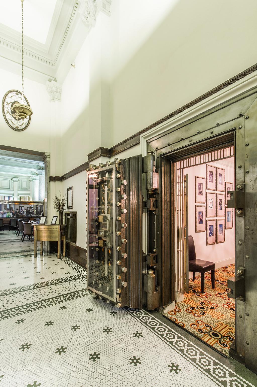 ザ ホイットニー ホテル 写真