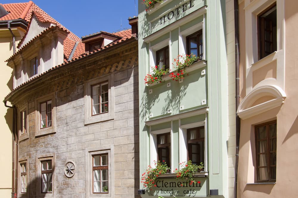 ホテル クレメンティン オールド タウン 写真