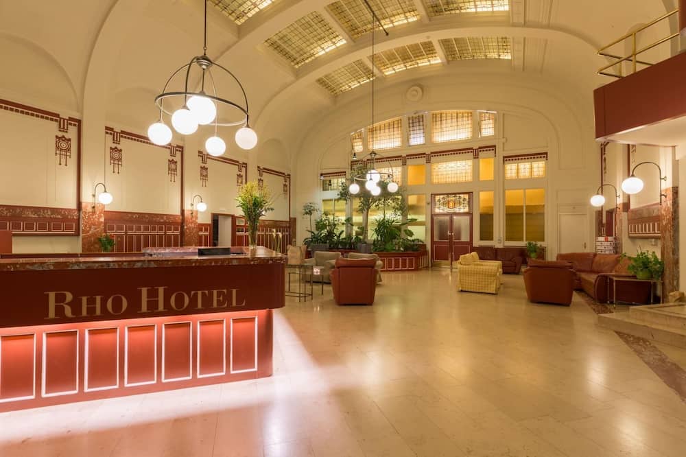 ロー ホテル 写真