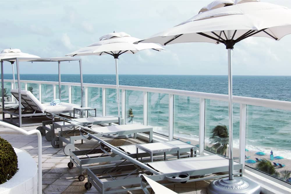 ビーチ ハウス フォート ローダーデール ア ヒルトン リゾート 写真