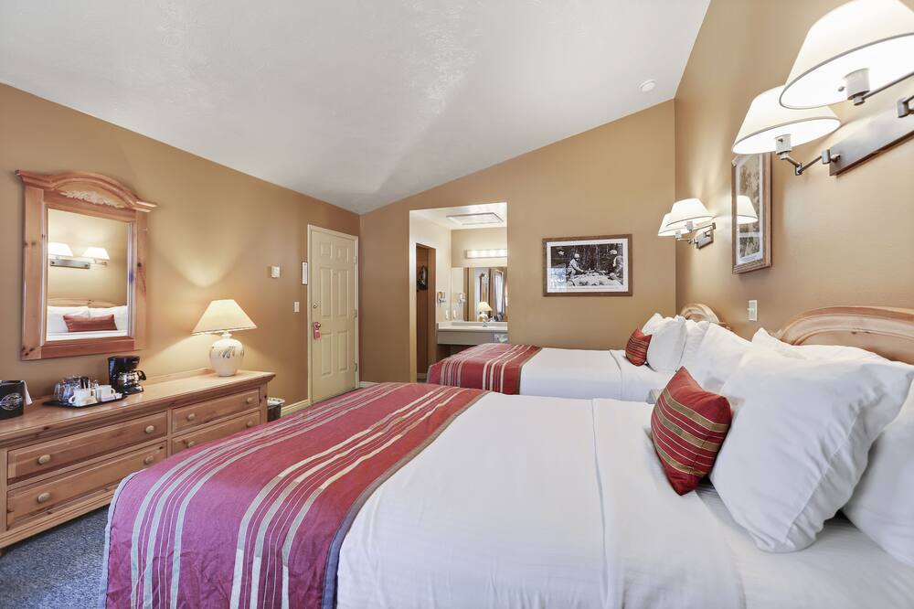 ヘッドウォーターズ  ロッジ & キャビンズ アット フラグ ランチ 写真