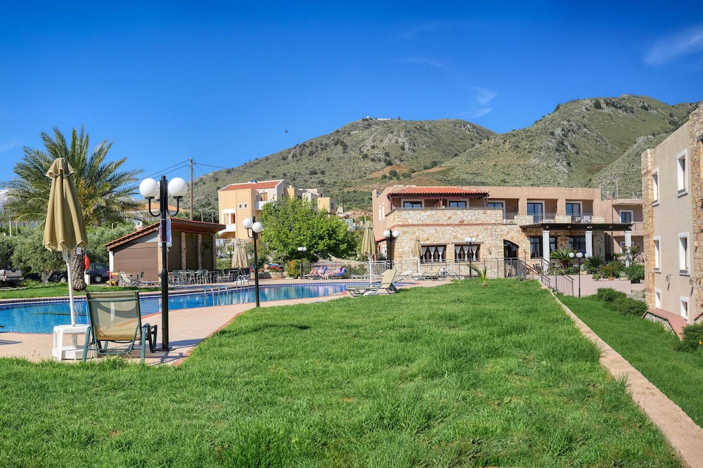 アレティ ホテル 写真