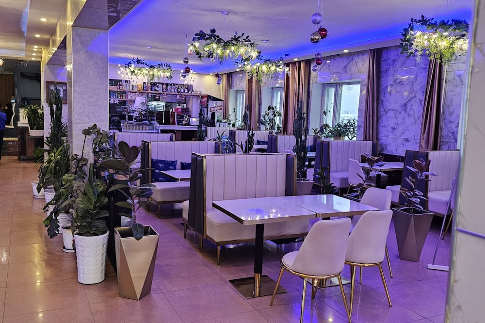 ランド ホテル 写真