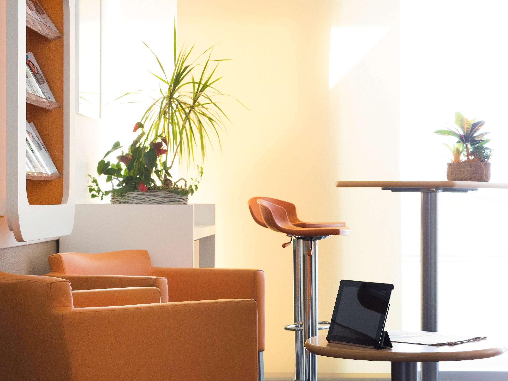 イビス バジェット ローザンヌ ビュシニー 写真