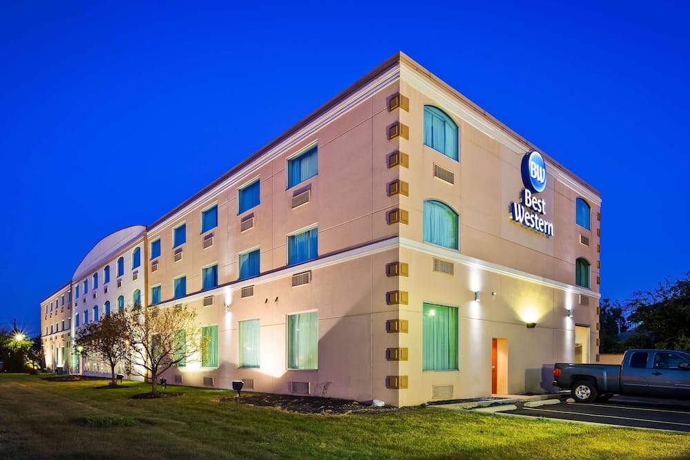 ベストウェスタン エアポート イン & スイーツ クリーブランド 写真