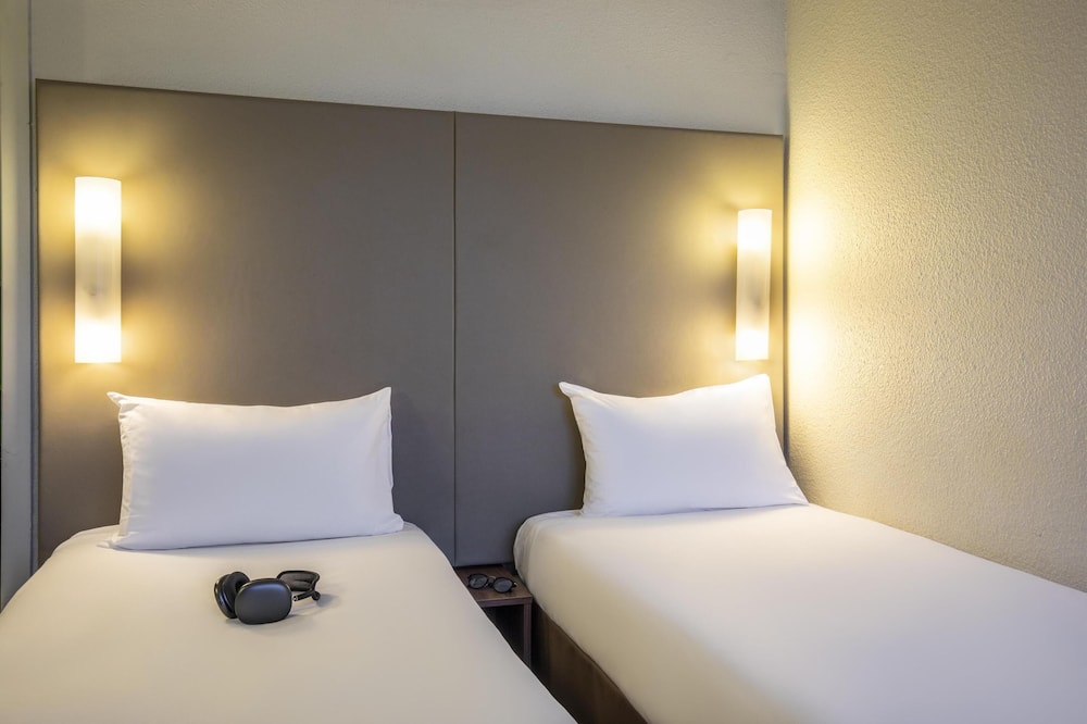 Campanile Auxerre - Moneteau 写真