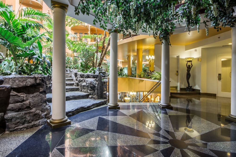 ホテル プレイス ロイヤル 写真