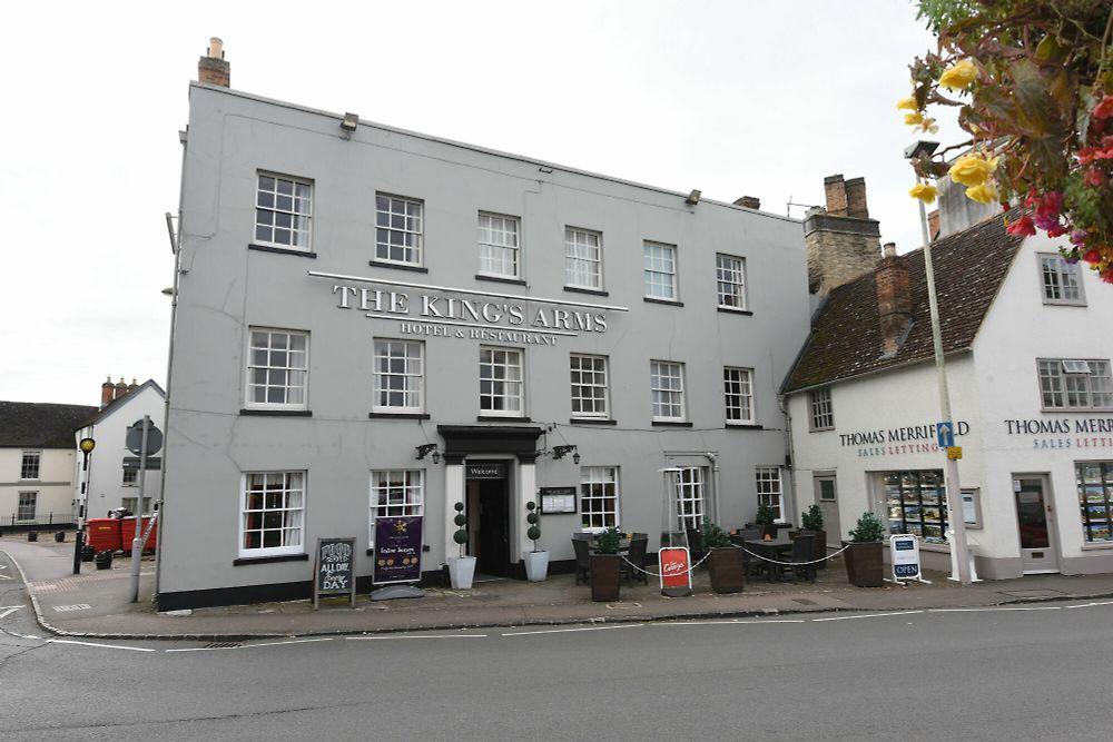 The Kings Arms Hotel 写真