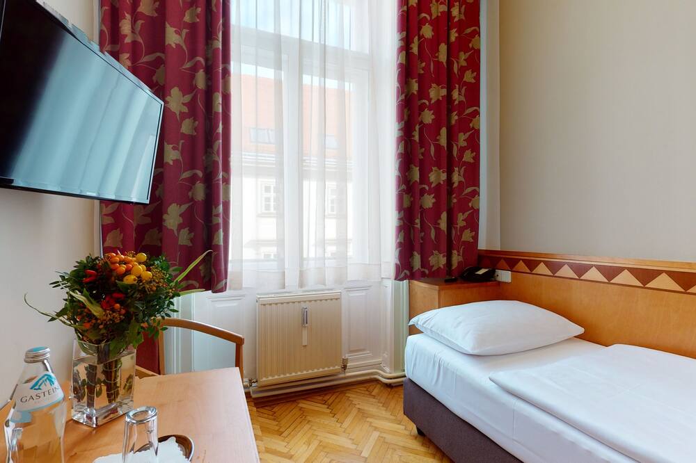 ホテル ポスト 写真