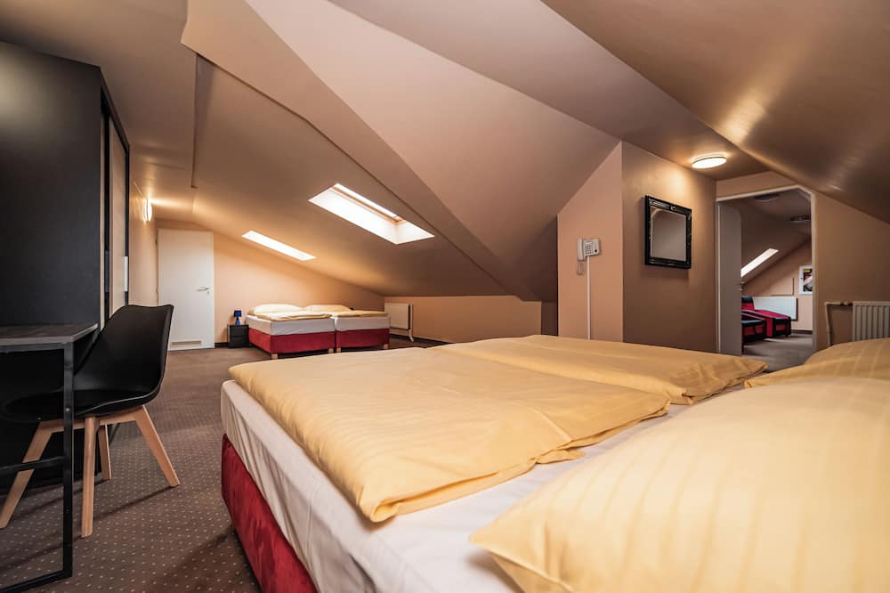 コロセウム ホテル 写真