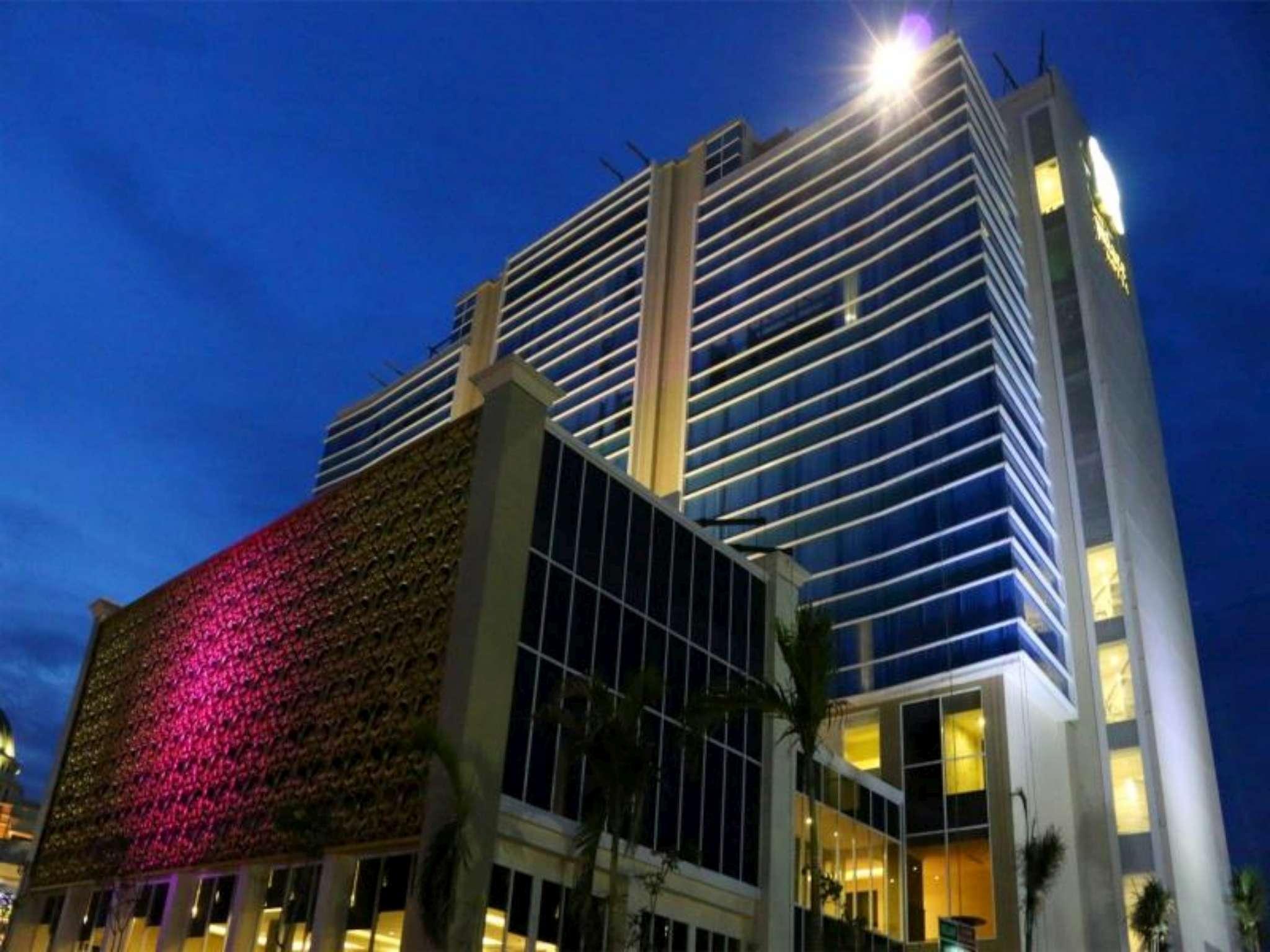 ジャワ パレス ホテル 写真