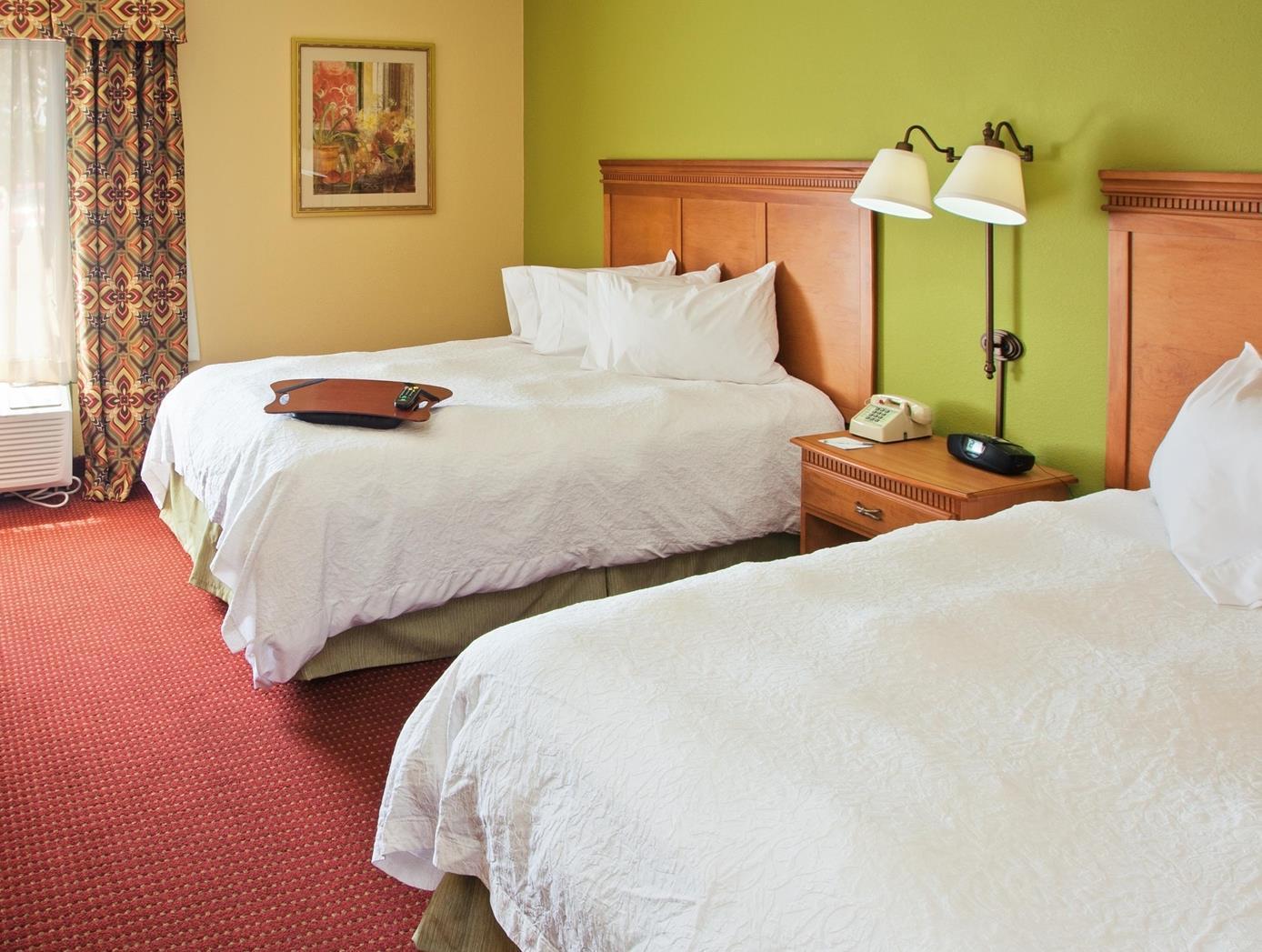 Spark by Hilton Bardstown 写真