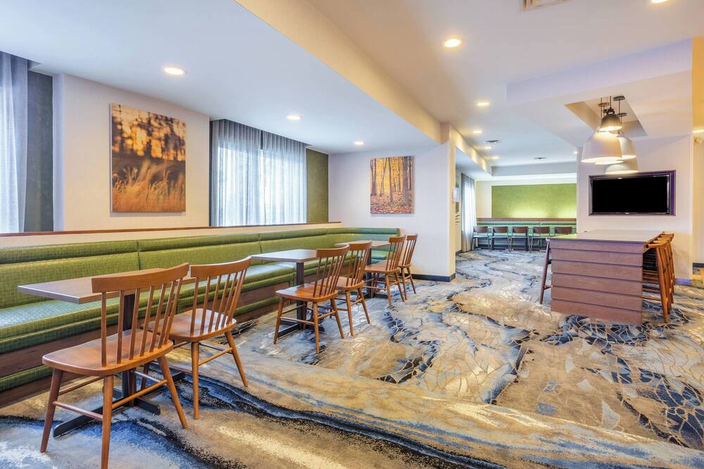 フェアフィールド イン バイ マリオット インディアナポリス ノースウエスト 写真
