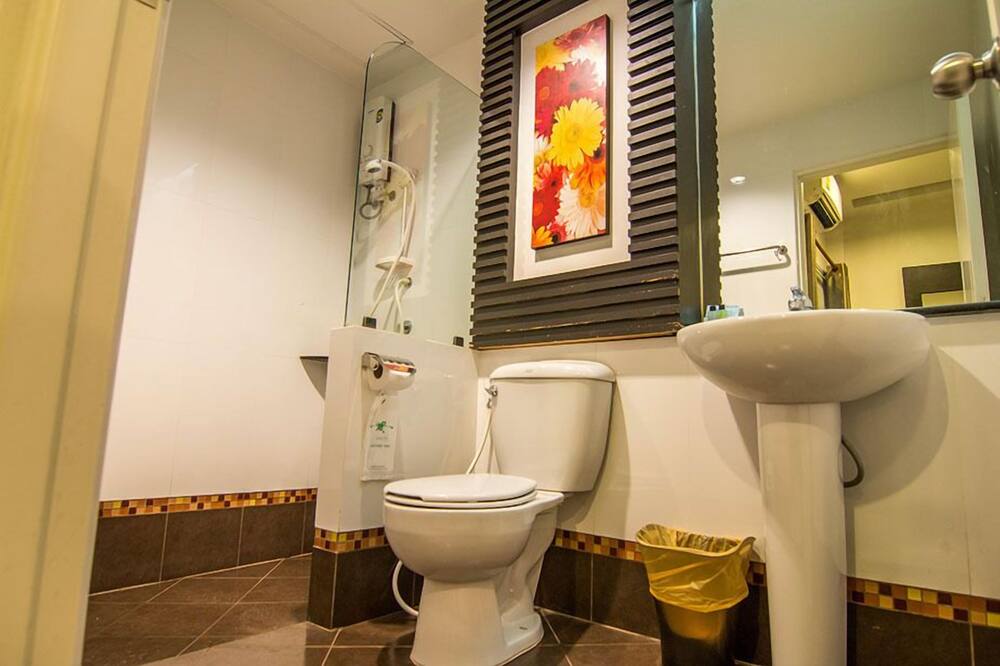 アット ホーム アット ウドン 写真