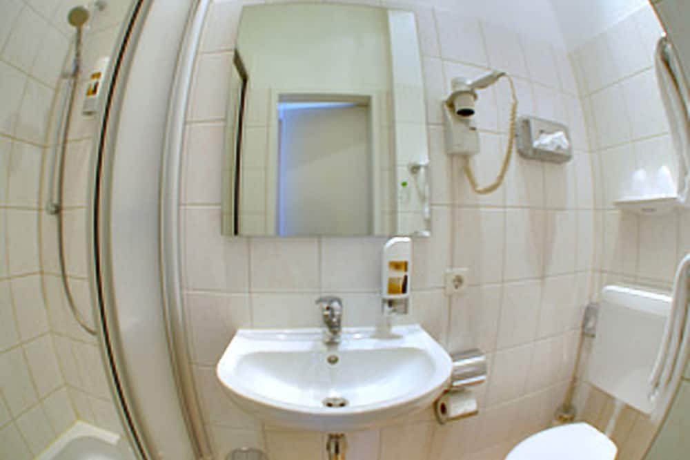 ホテル ターミナル アム ハウフトバーンホフ 写真