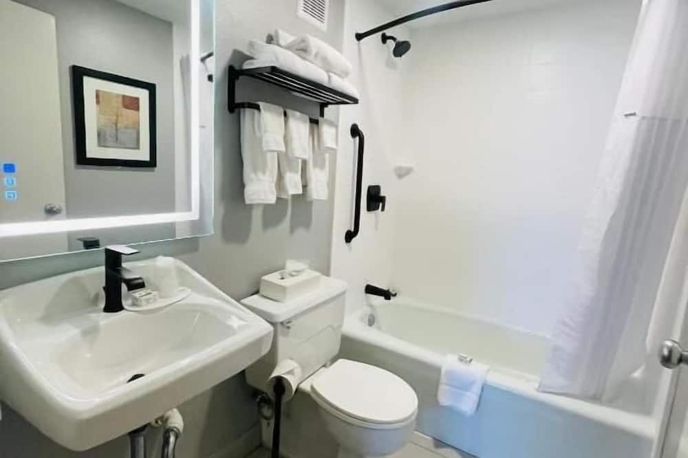 Hawthorn Extended Stay by Wyndham Ellsworth / Bar Harbor 写真