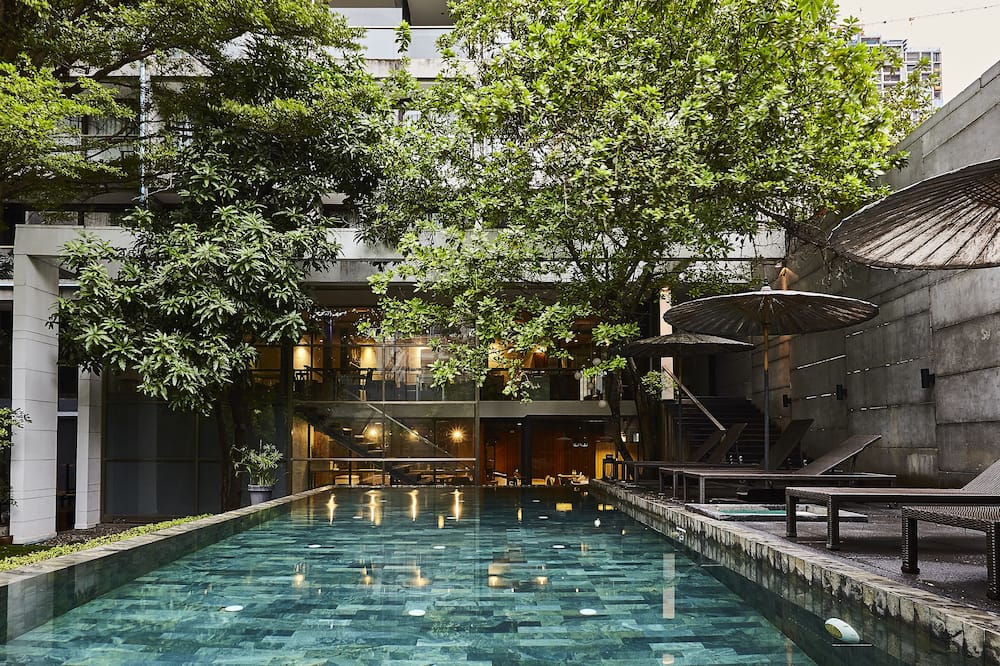 ラックス ラングスアン ホテル 写真