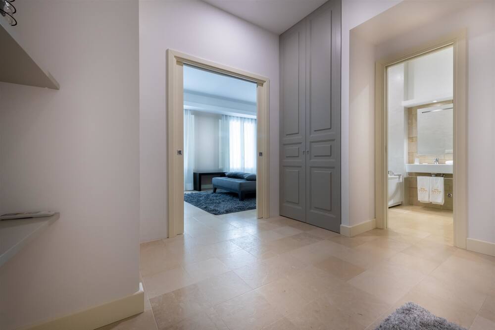 ホテル ポルタ レアーレ 写真