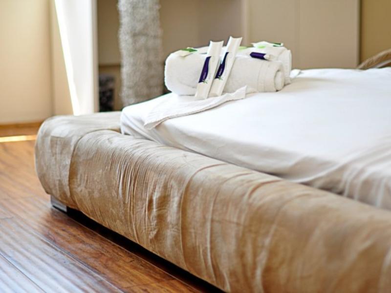 ポッシュ ホテル 写真