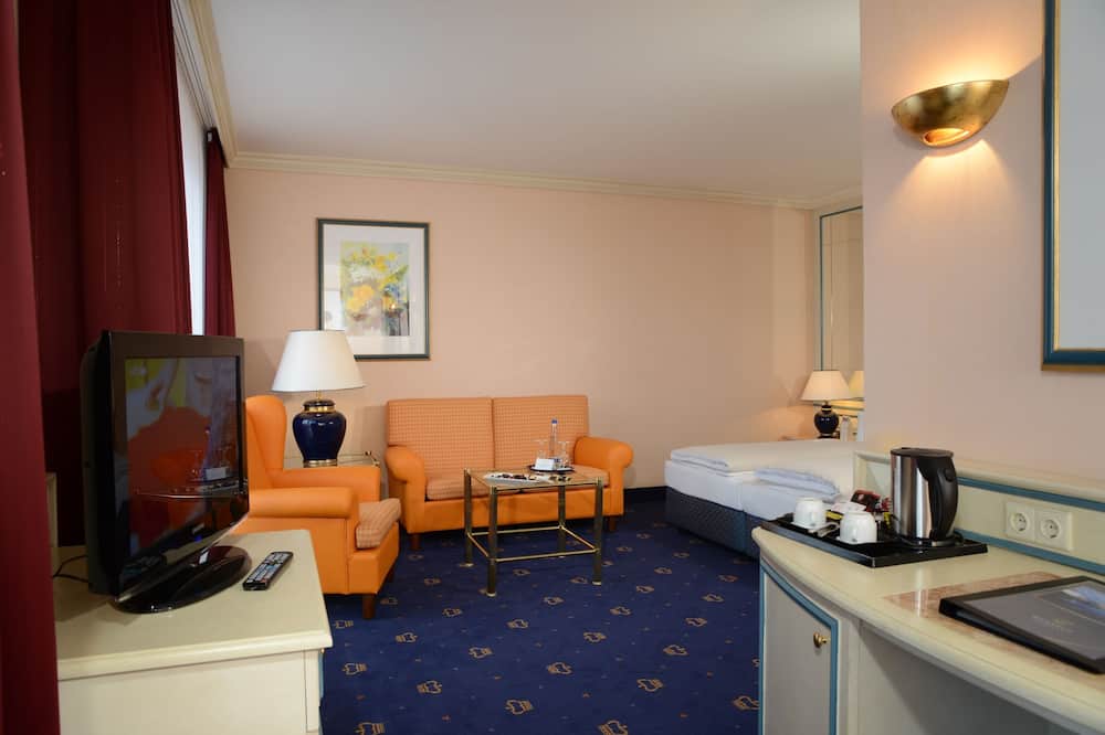 The Monarch Hotel 写真