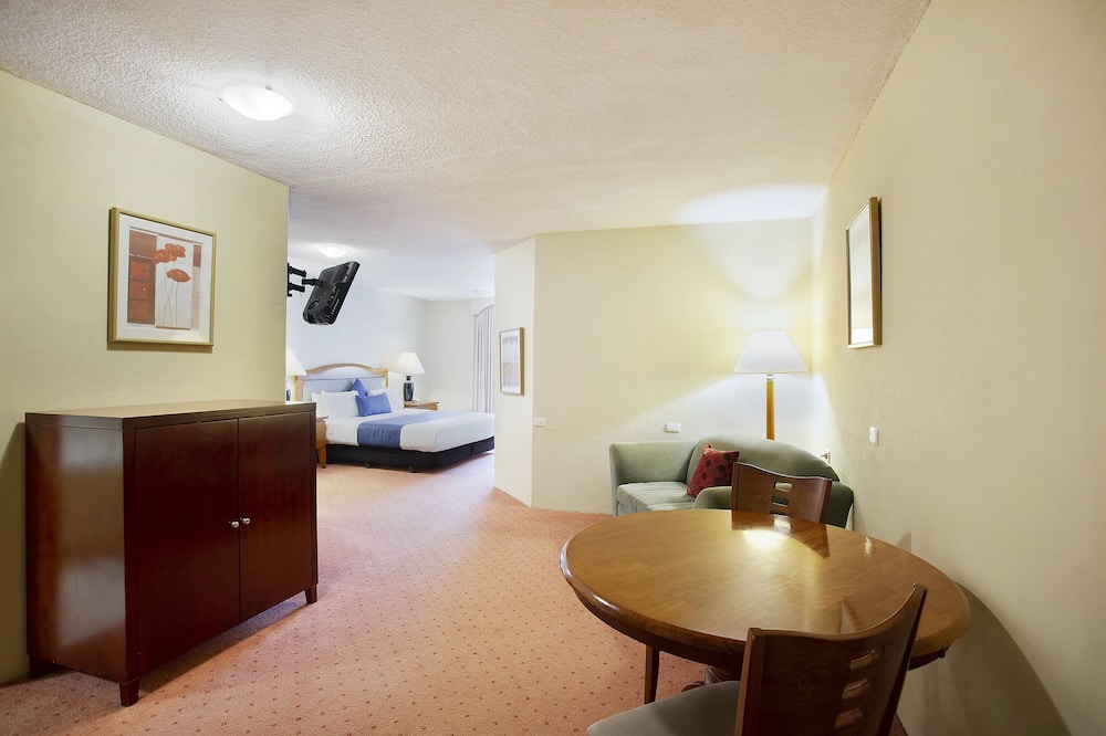 Central Court Warrnambool 写真