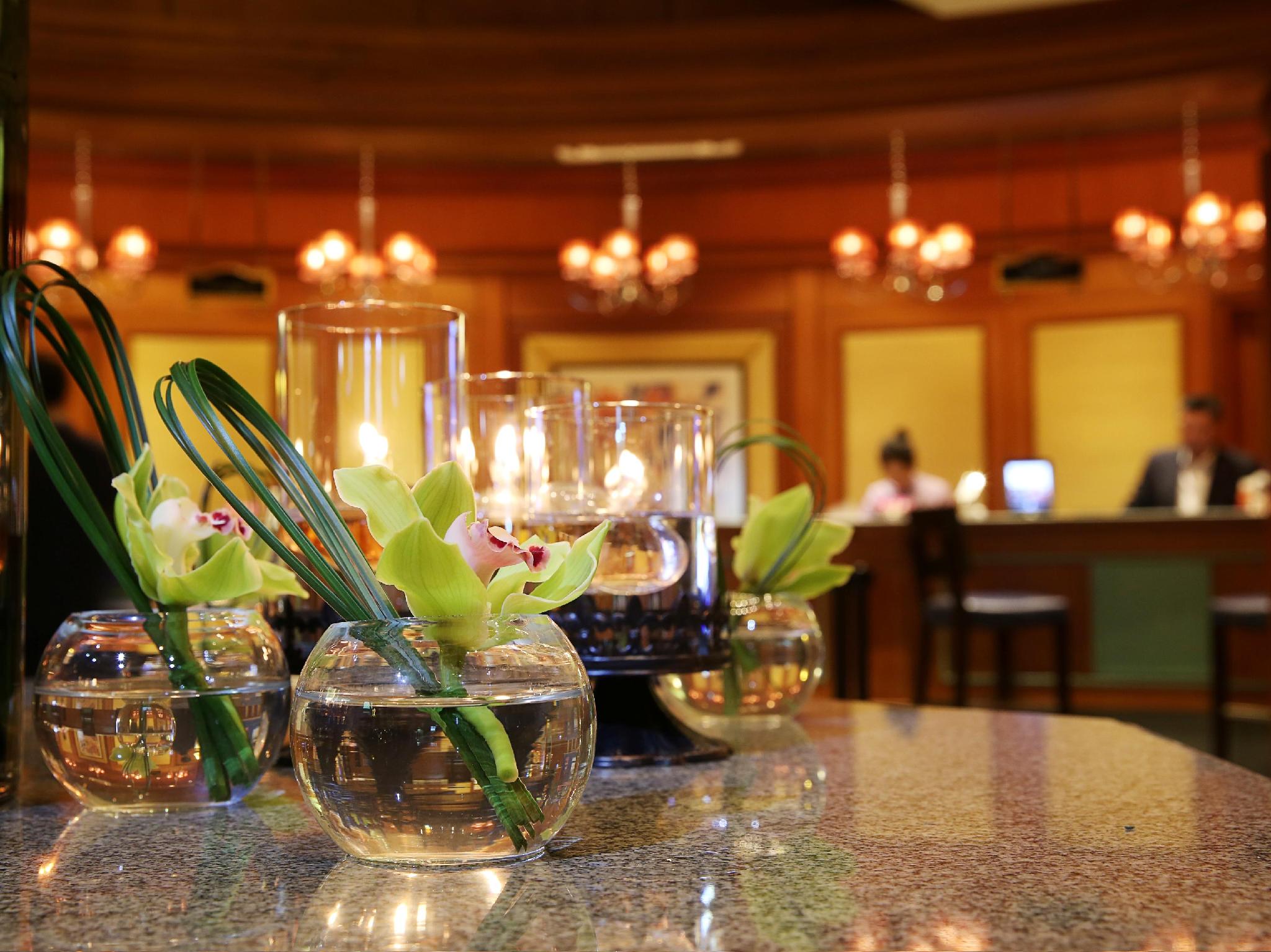 チャーターハウス コーズウェイ ベイ 写真