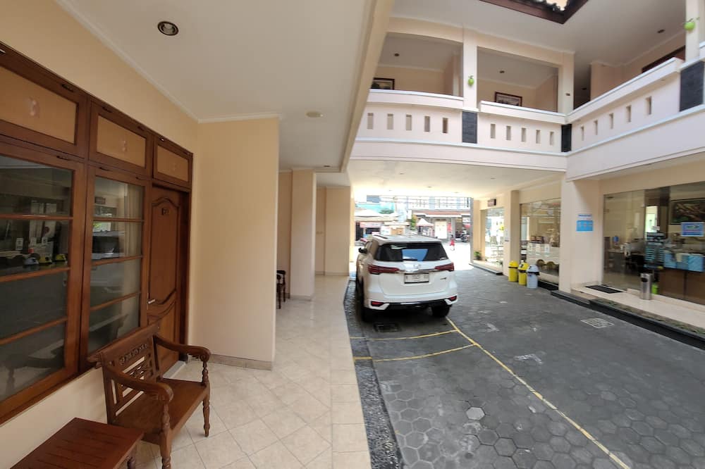 マリオボロ イン ジョクジャカルタ 写真