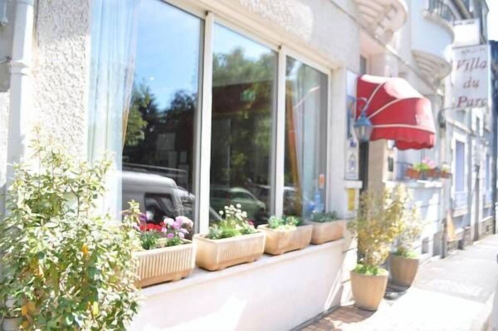 ホテル ヴィラ ドゥ パルク 写真