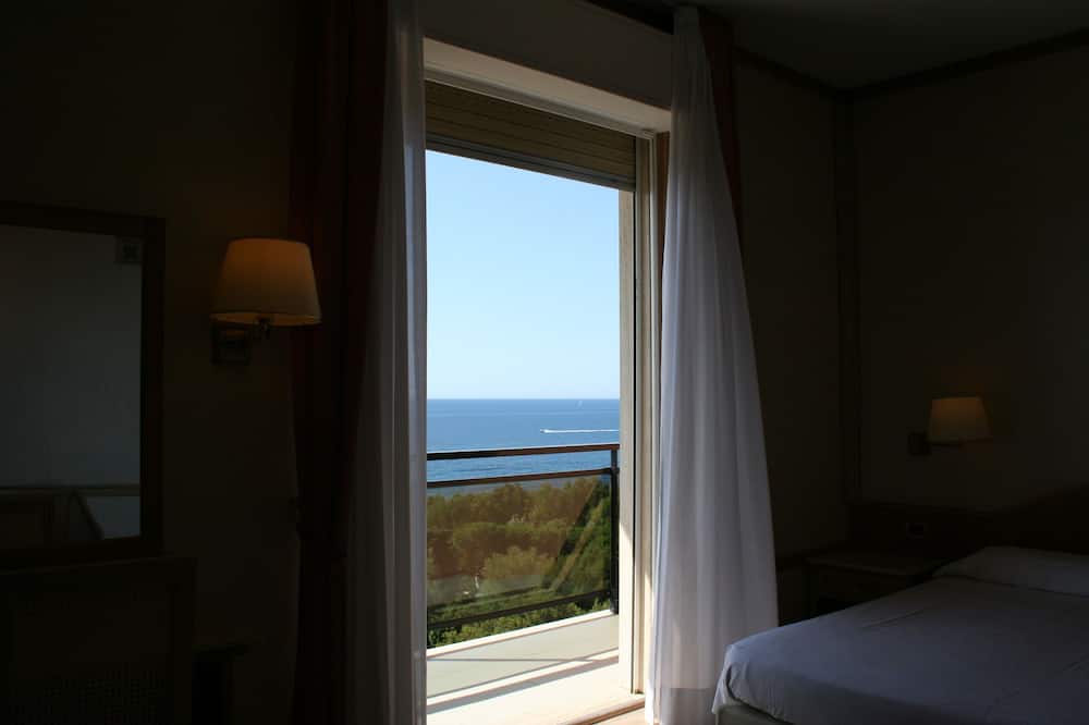 Bobby Executive 写真