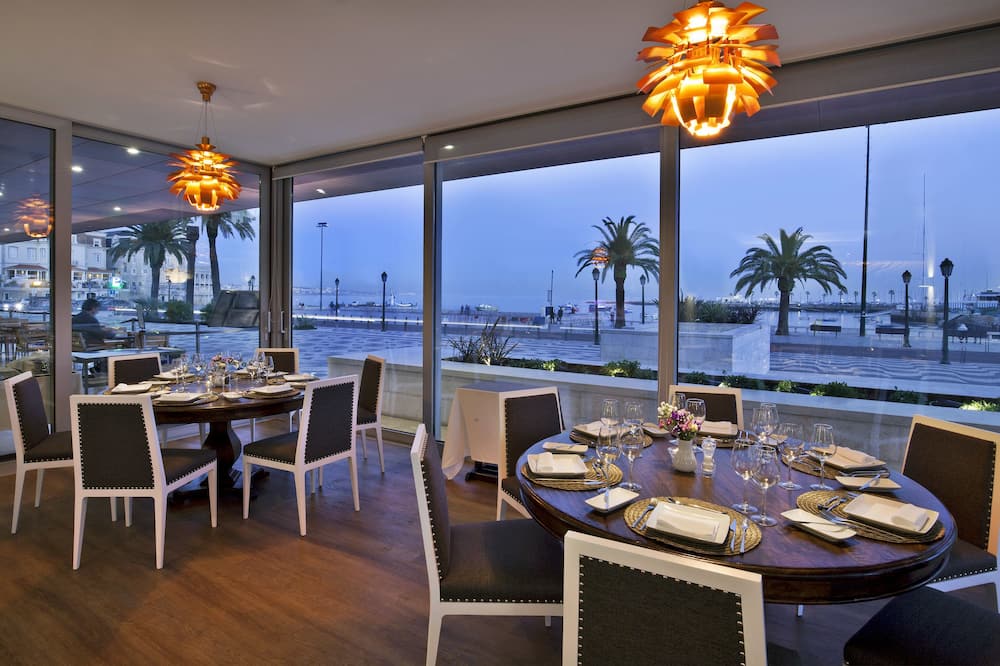 ホテル バイア 写真