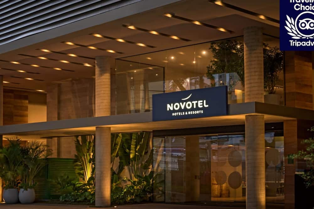 ノボテル クリチバ バテル 写真