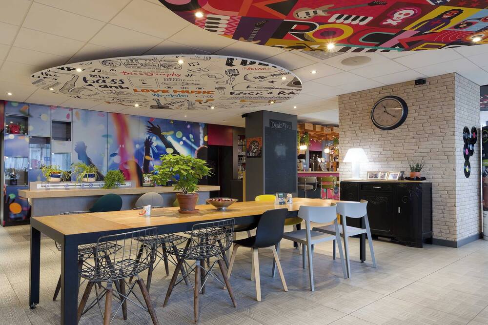 B&B HOTEL Reims Centre Erlon 写真