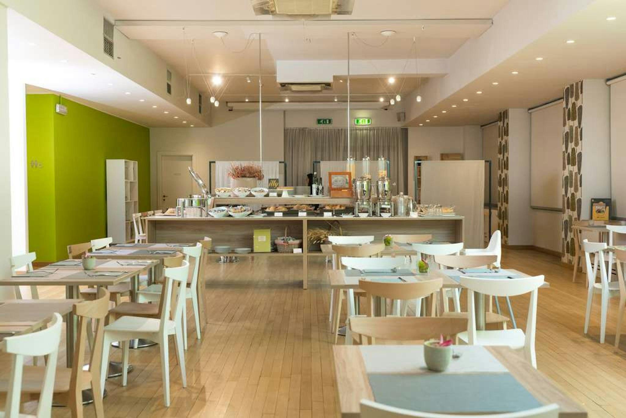 Helios Hotel 写真