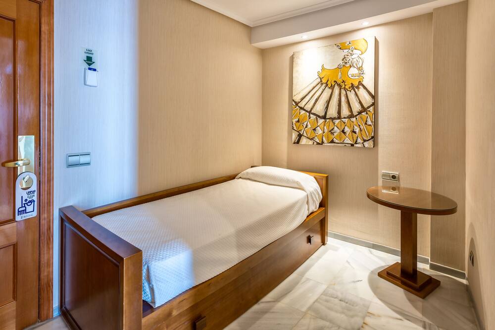 ホテル バルコン デ ヨーロッパ 写真