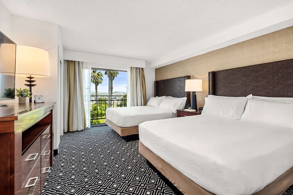 エンバシー スイーツ バイ ヒルトン ロサンゼルス インターナショナル エアポート サウス 写真