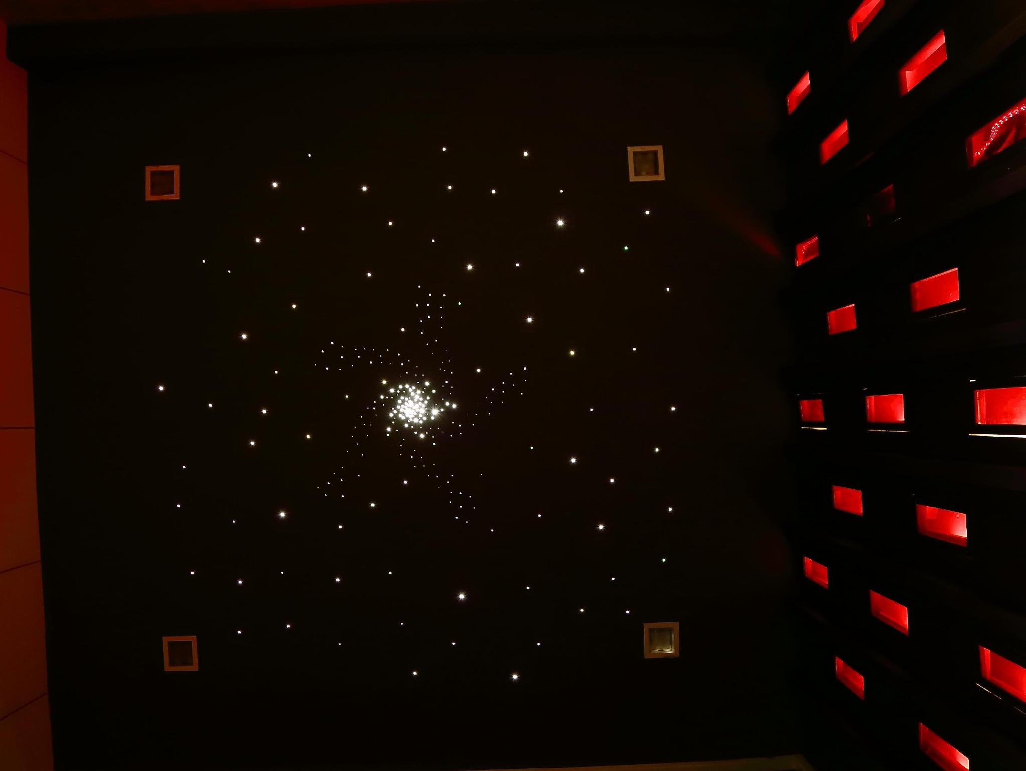 ヘブン アット 4 写真