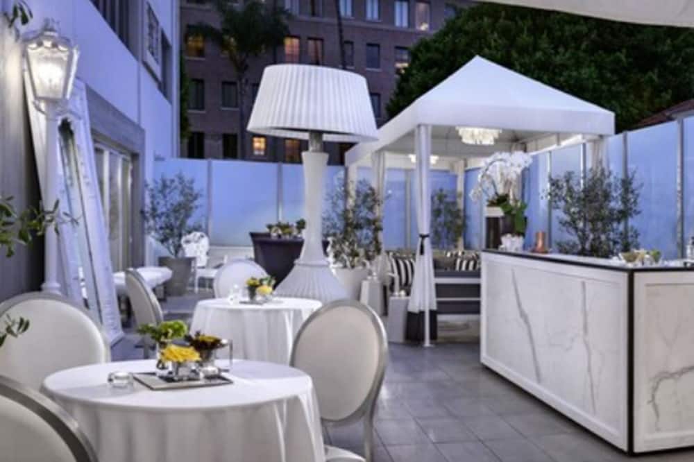 ハントリー サンタ モニカ ビーチ 写真