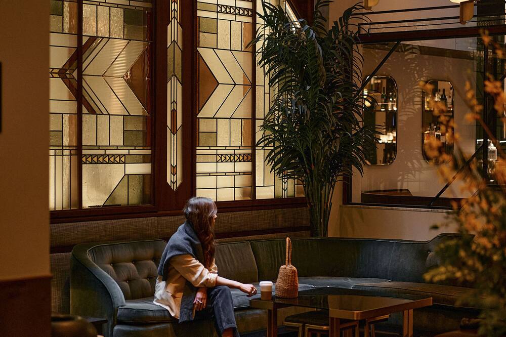 ザ イブリン 写真