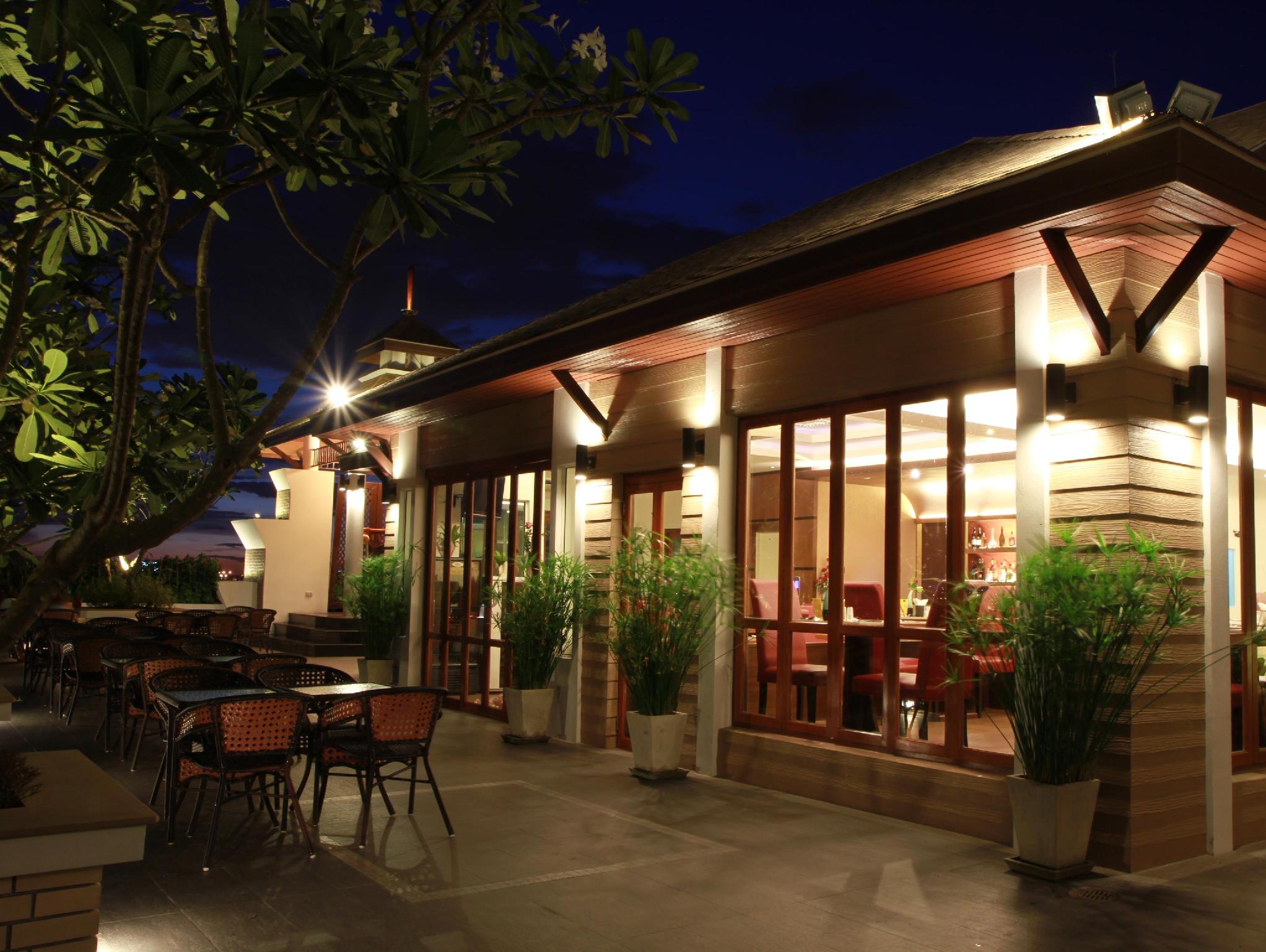 スワンナプーム スイート 写真