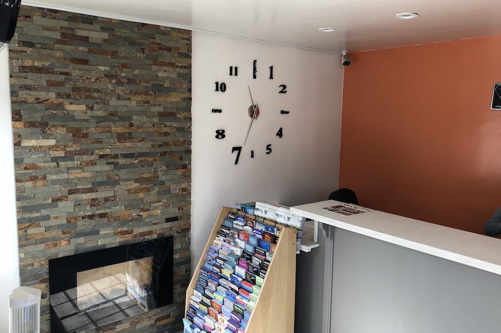 ギルロイ イン 写真