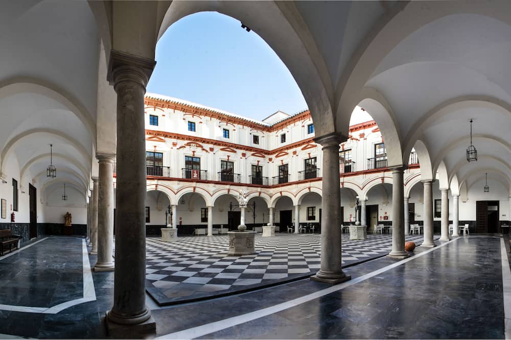 ホテル ブティック コンベント カディス 写真