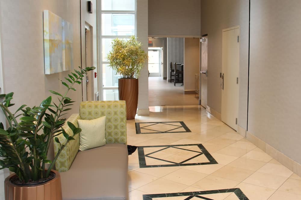 ウインダム ガーデン バッファロー ダウンタウン 写真