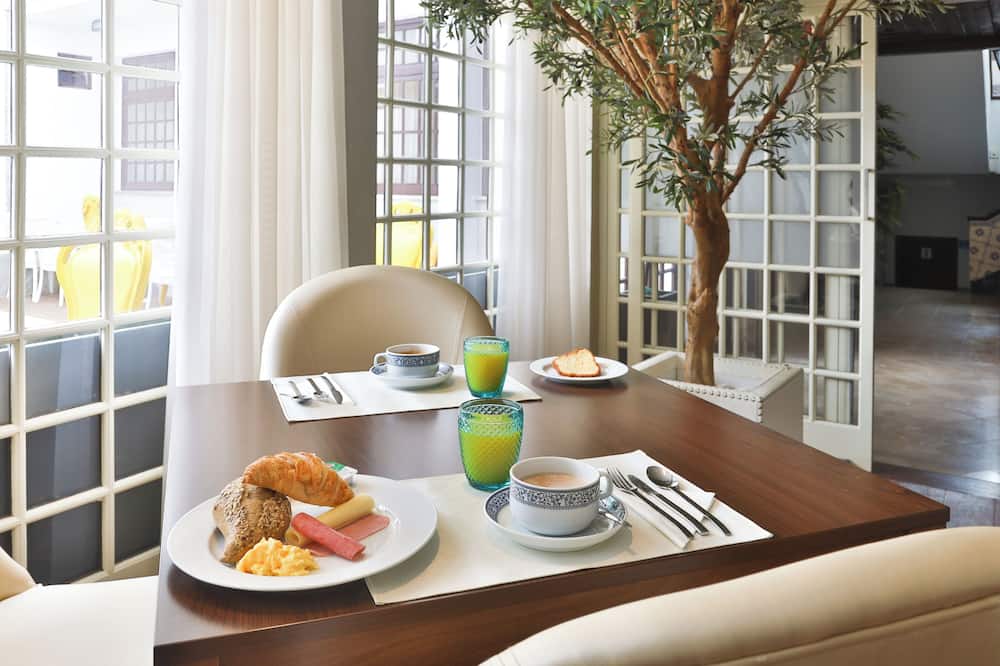 ジョセファ D'Óbidos（ジョセファ ド オビドス） 写真